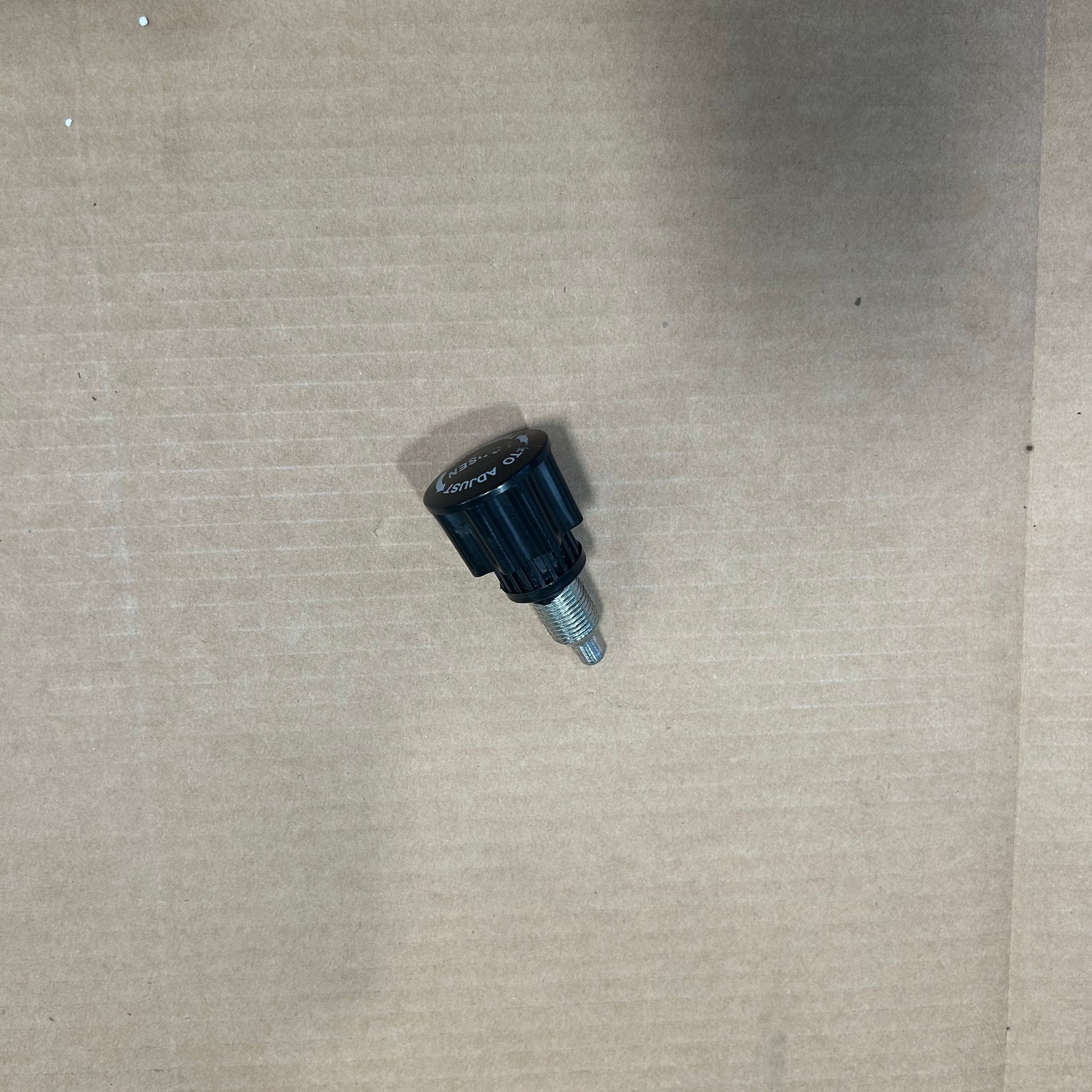 R100 key-link for the base (docking bracket)